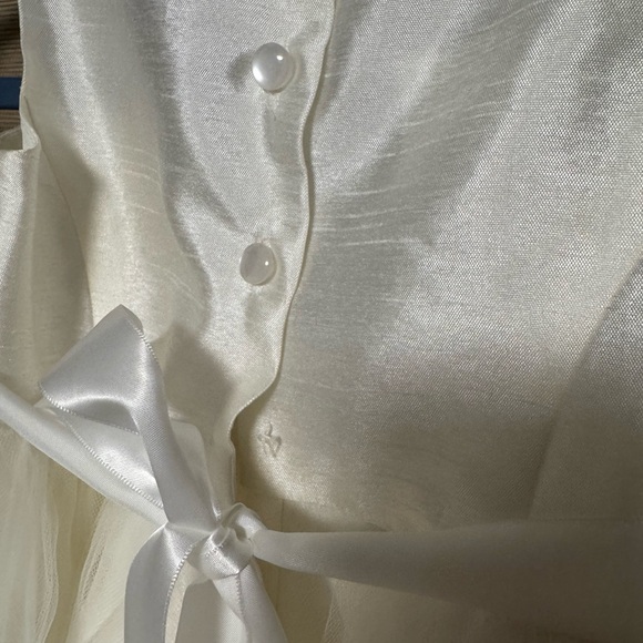 David's Bridal Ivory Flower Girl Dress - Picture 6 of 8